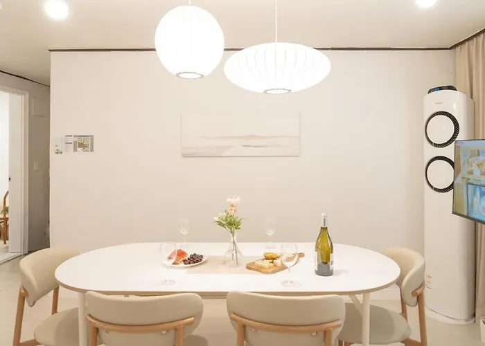Goyo Stay Seoul - 3Br Up To 7 - Hongdae, Gyeongbokgung 15 Min *